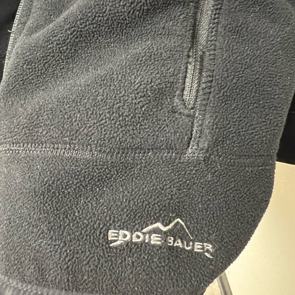 Eddie Bauer fleece jacket - Picture 5 of 7